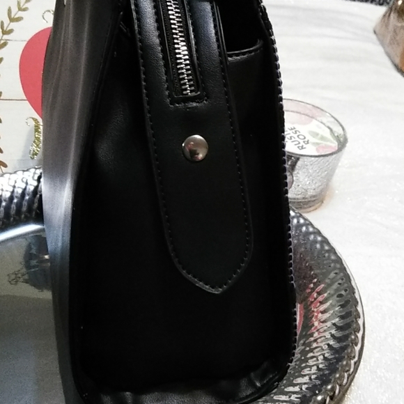 🌞👜NEW SPRINGTIME BCBG GENERATION PHOEBE SATCHEL - Picture 6 of 8